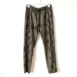 Lululemon Pants Olive Snakeskin Print
